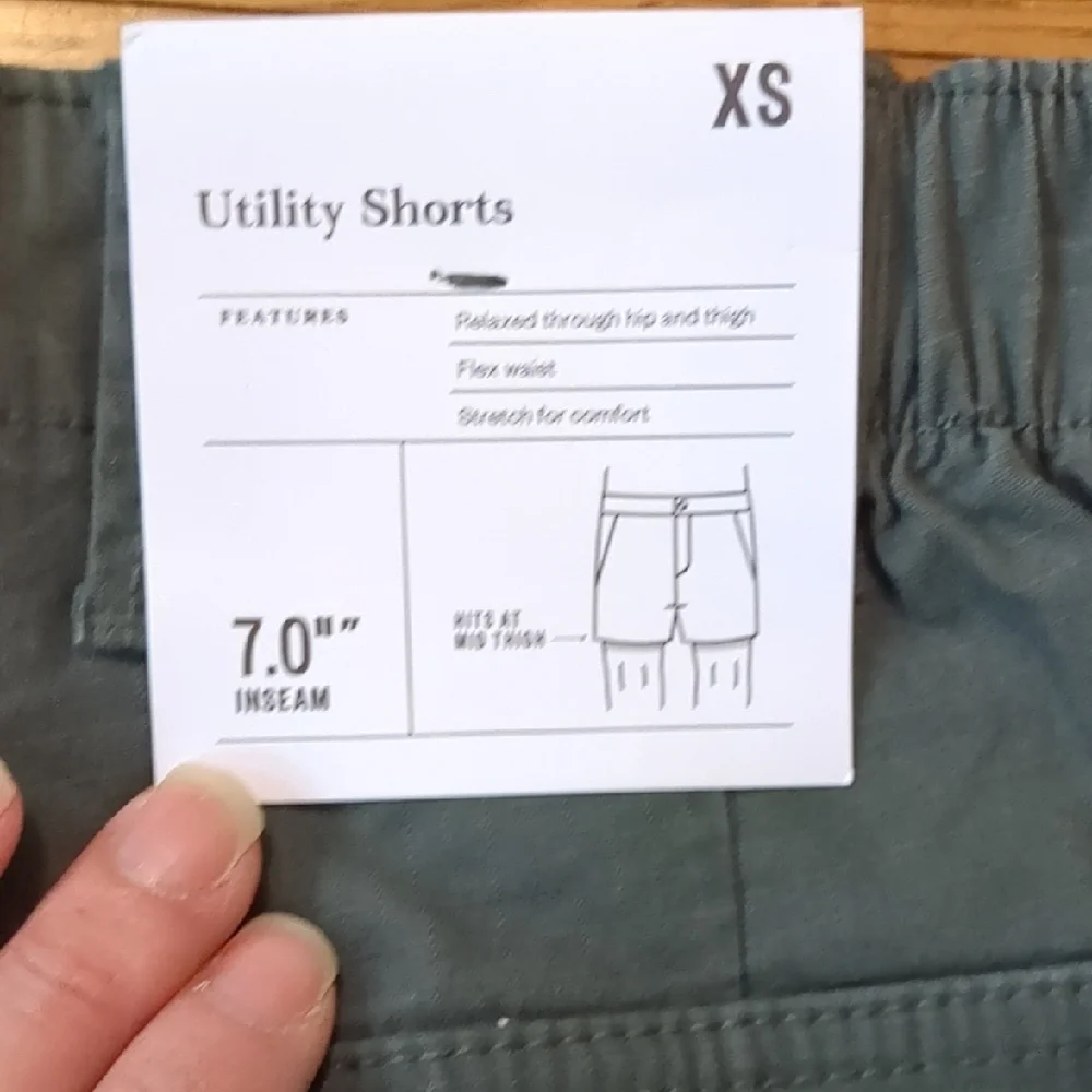 NWT Goodfellow & Co Men's Olive Flat Front Shorts SZ XS